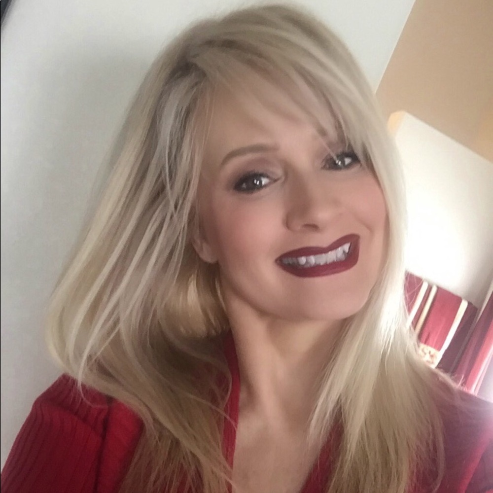 Meet your Posher, Tina